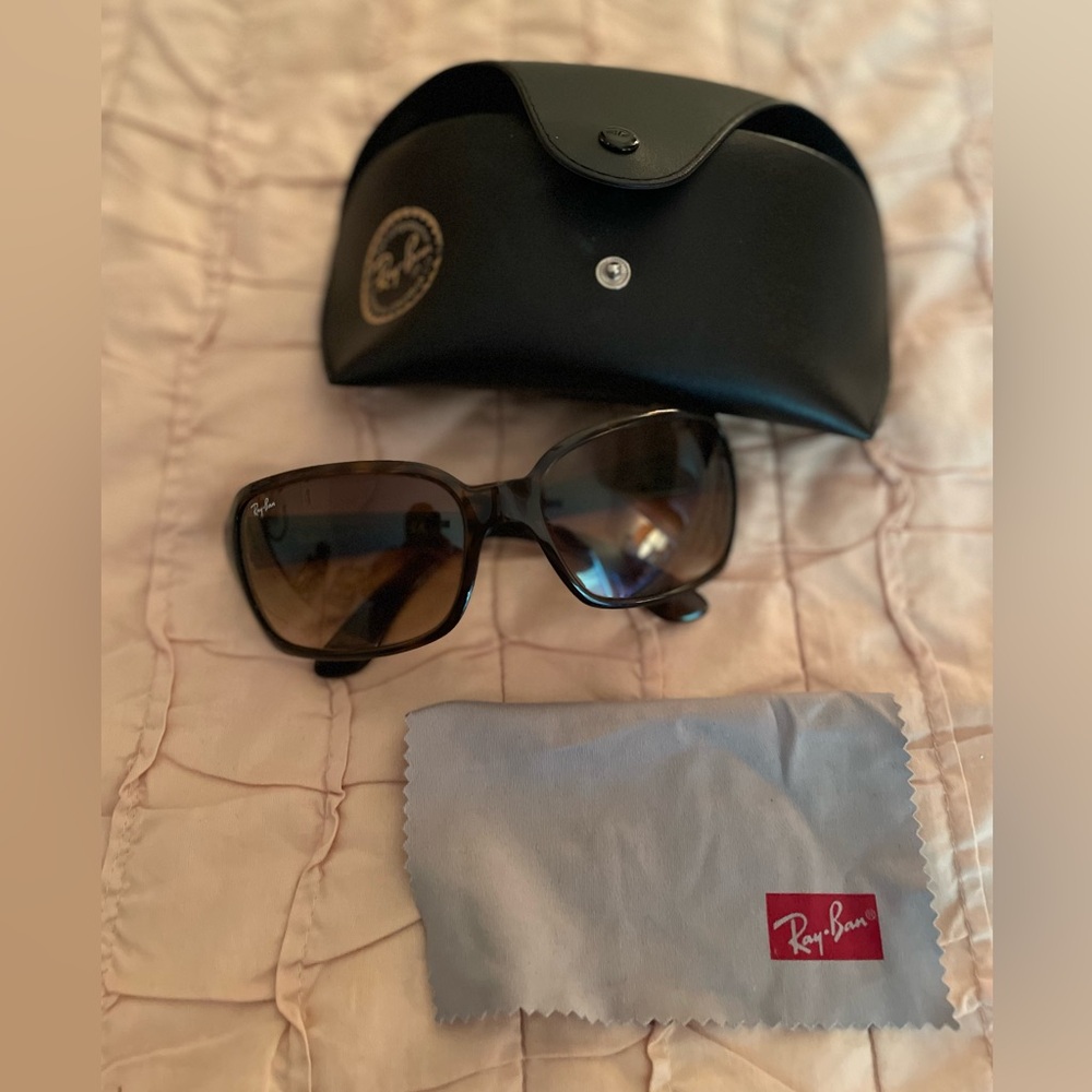 Ray-Ban Brown Gradient Oversized Women's Sunglasses